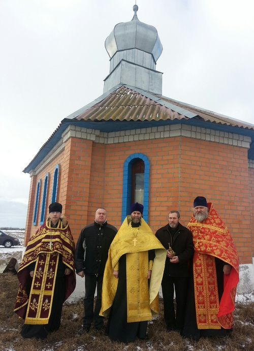 МОЛЕБЕН В ЧАСОВНЕ В ЧЕСТЬ НОВОМУЧЕНИКОВ И ИСПОВЕДНИКОВ БЕЛОРУССКИХ В Д. БАРСУКИ